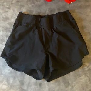 Black athletic short